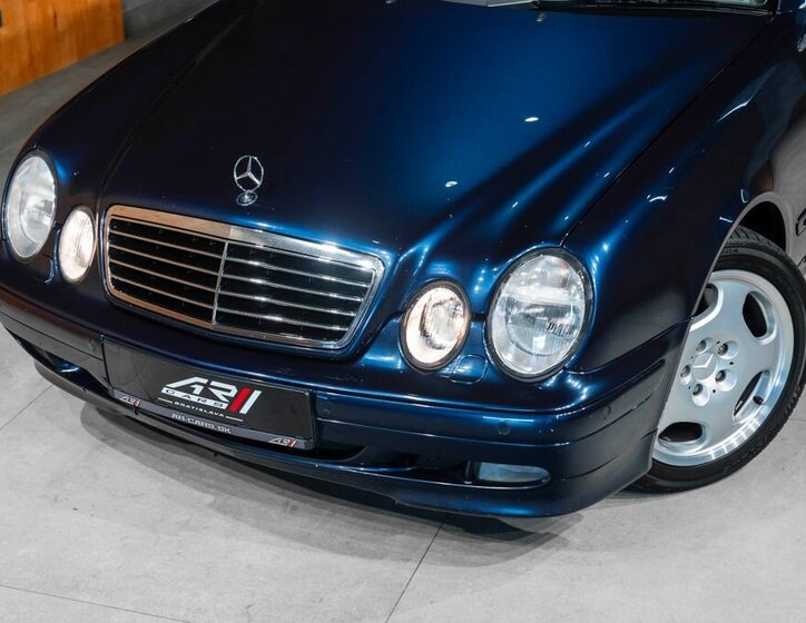 Mercedes-Benz CLK Kupé 4,3 l 205 kw