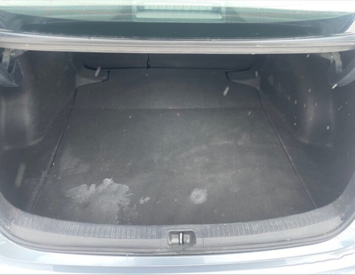 Toyota Corolla Sedan / Limuzína 1,5 l 92 kw