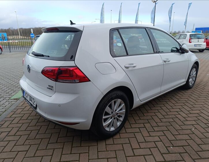 Volkswagen Golf Hatchback 1,2 l 81 kw