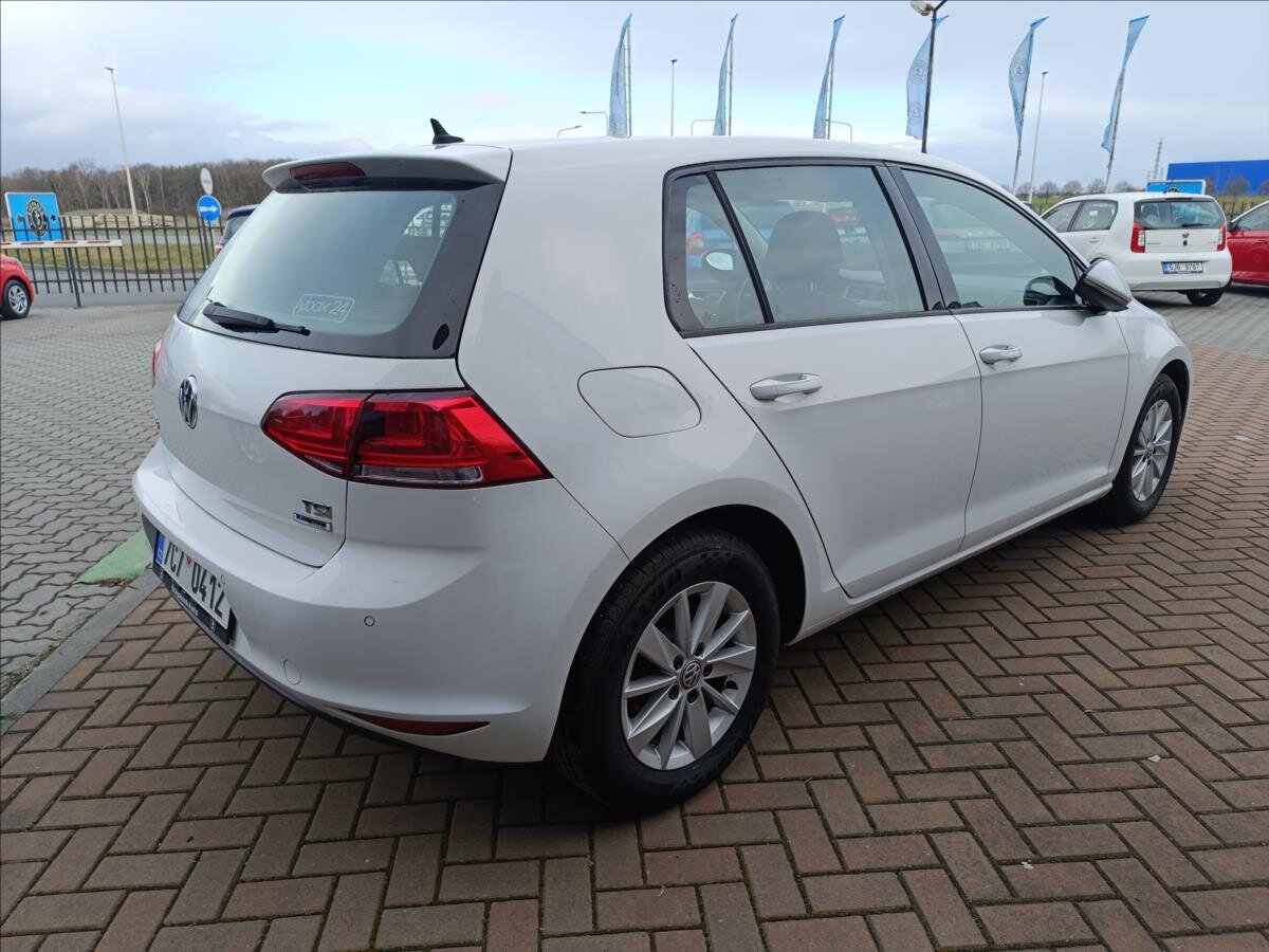 Volkswagen Golf Hatchback 1,2 l 81 kw