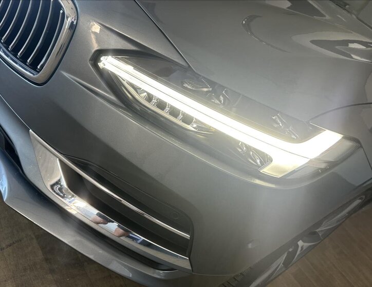 Volvo V90 Kombi 2,0 l 140 kw