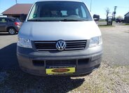 Volkswagen Caravelle MPV 2,5 l 96 kw