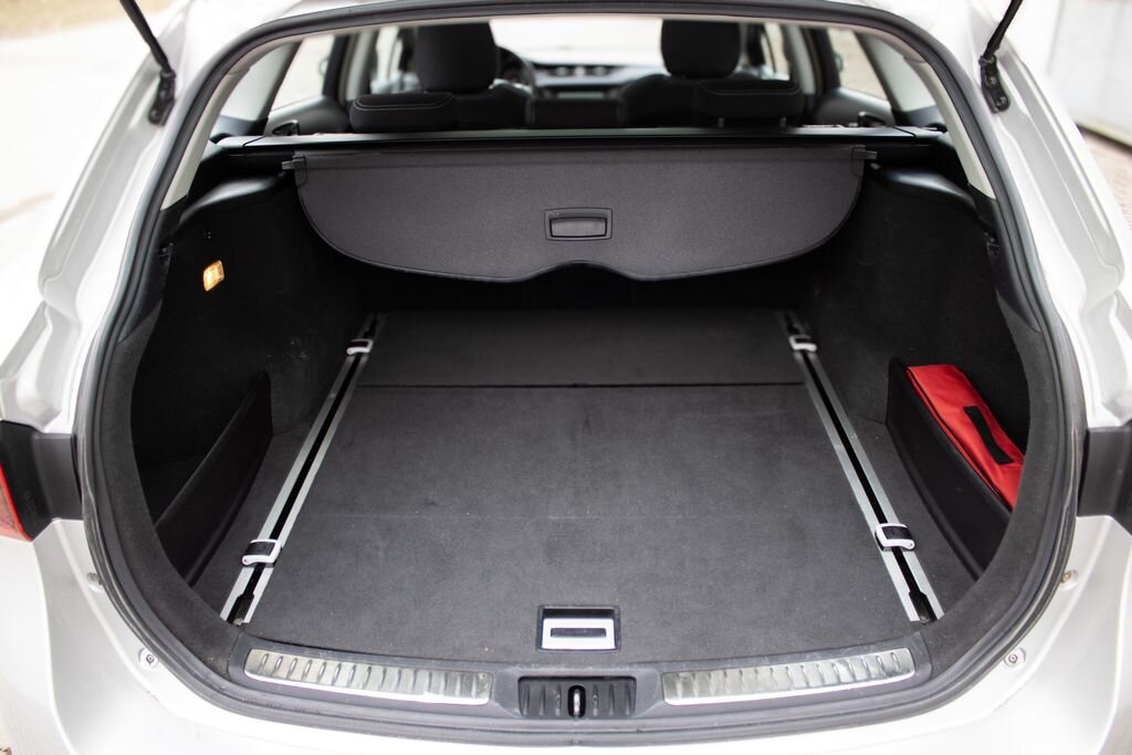 Toyota Avensis Kombi 1,6 l 82 kw