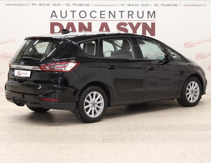 Ford S-MAX 4