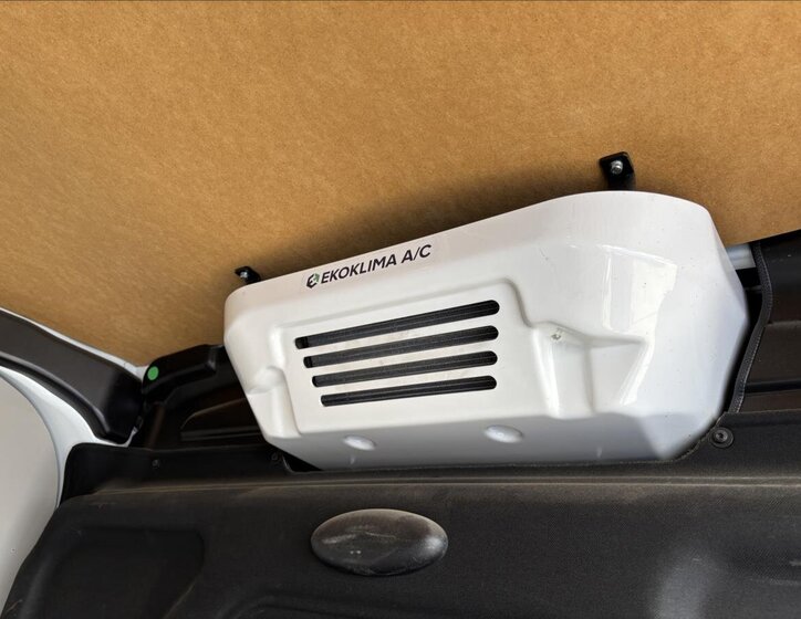 Ford Transit Skříň 2,0 l 77 kw