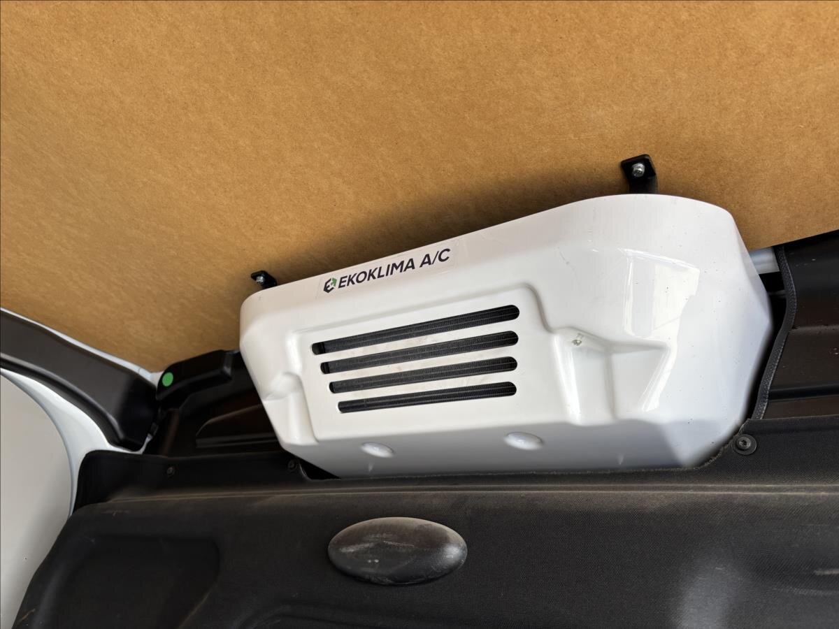 Ford Transit Skříň 2,0 l 77 kw