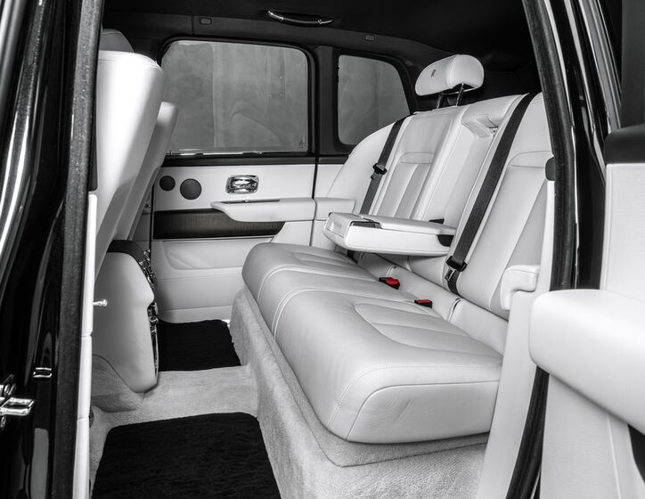 Rolls-Royce Cullinan 18