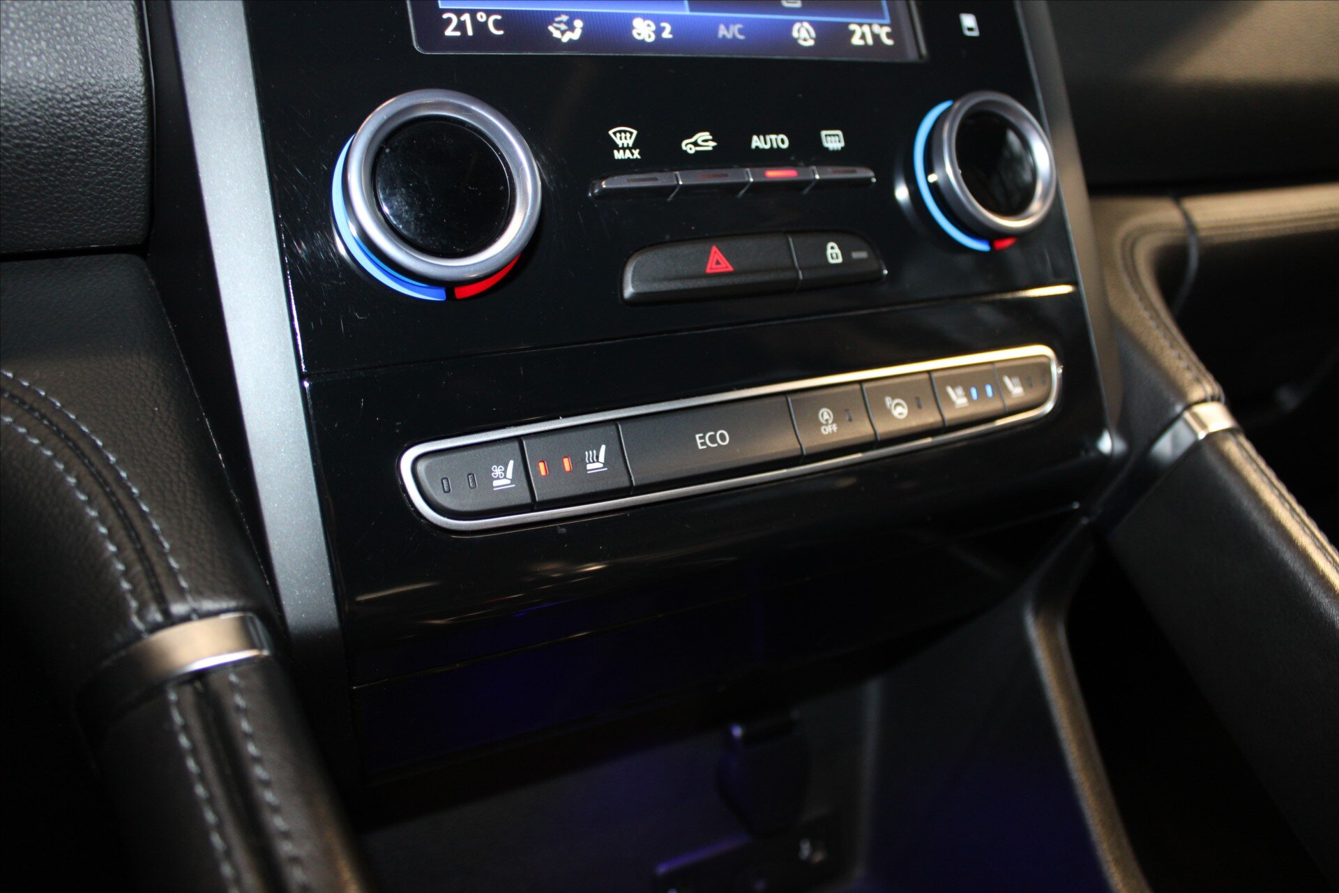 Renault Koleos SUV / Terénní 2,0 l 140 kw