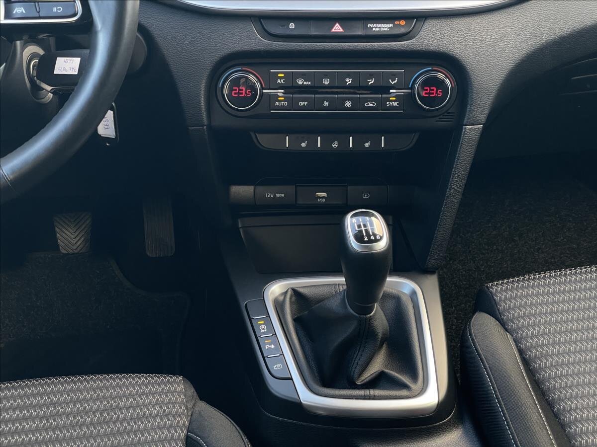 KIA Ceed Hatchback 998,0 74 kw