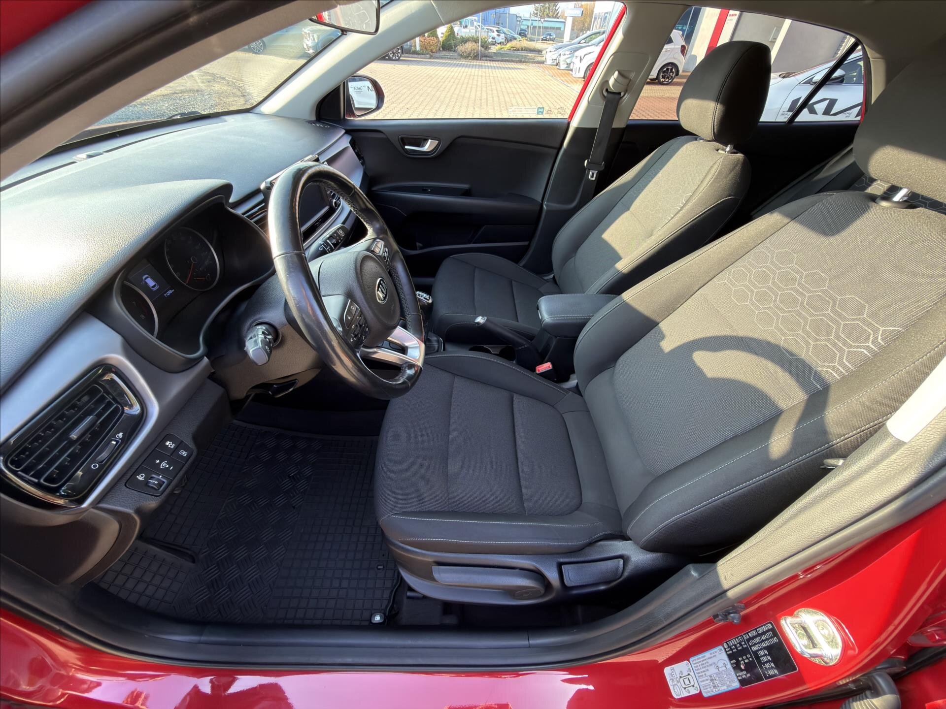 KIA Rio Hatchback 1,4 l 73 kw