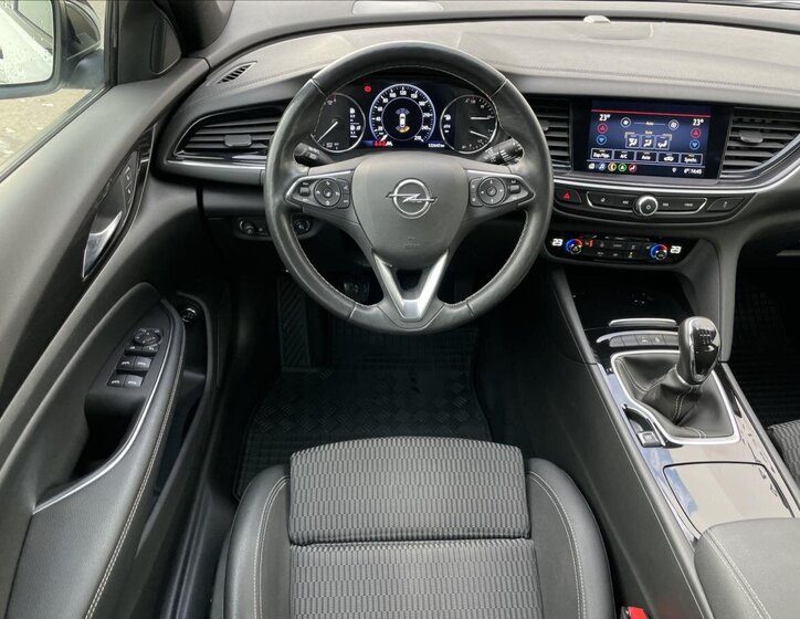 Opel Insignia Kombi 1,5 l 90 kw