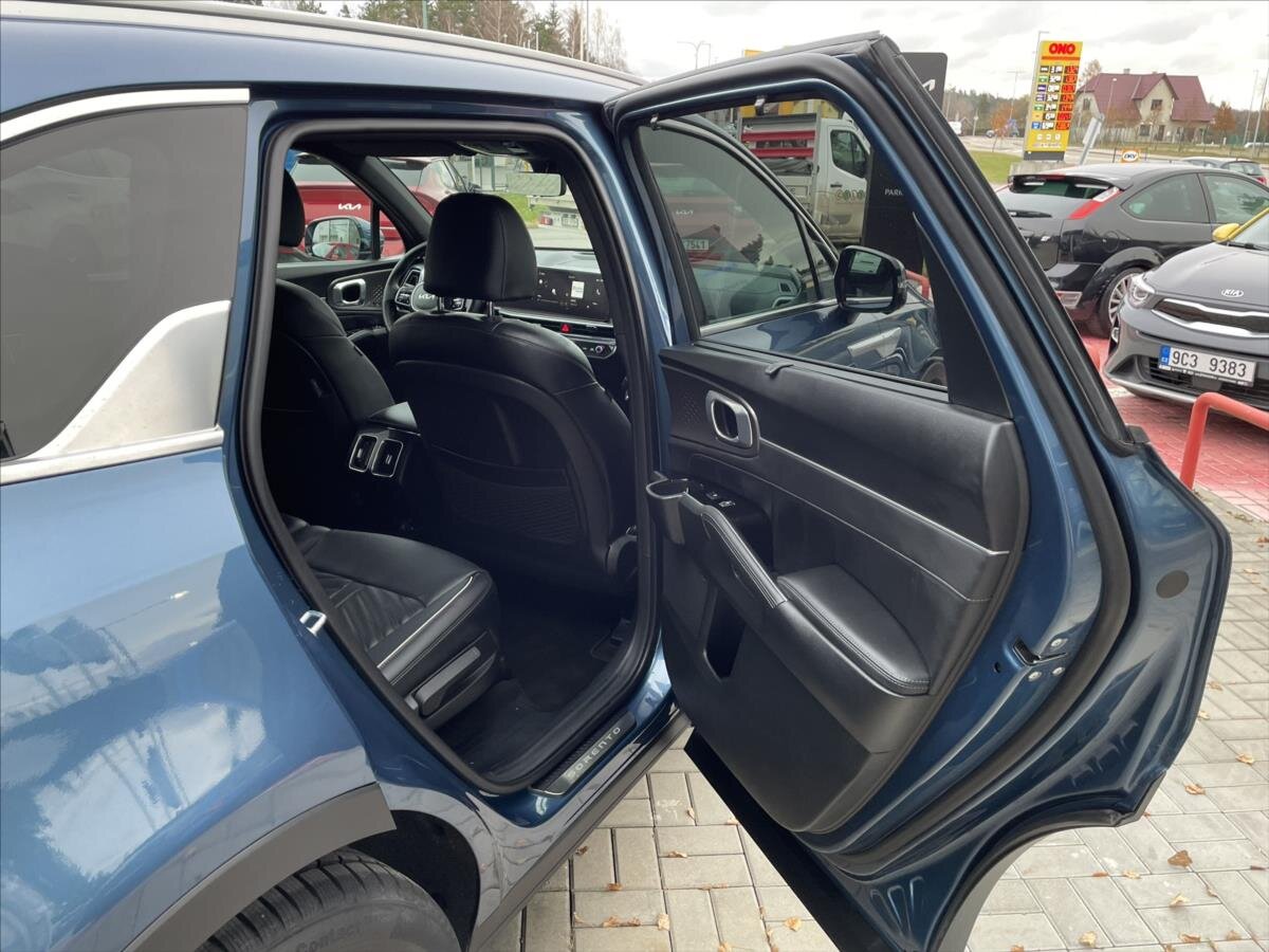 KIA Sorento SUV / Terénní 2,2 l 142 kw