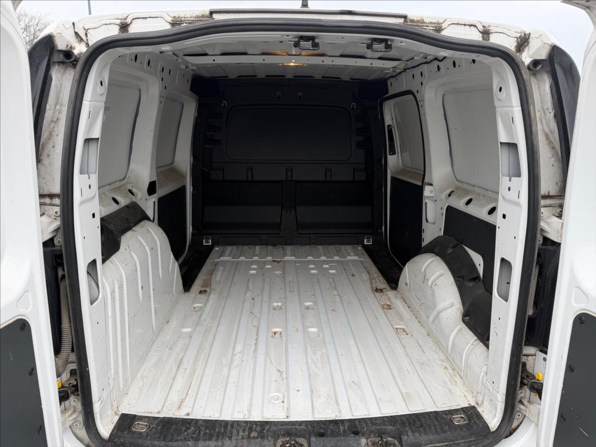 Volkswagen Caddy Skříň 2,0 l 90 kw