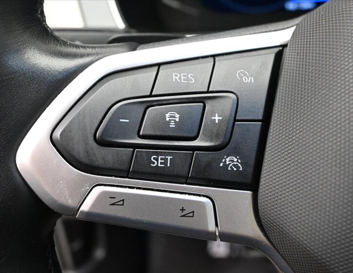 Volkswagen Passat Kombi 2,0 l 110 kw