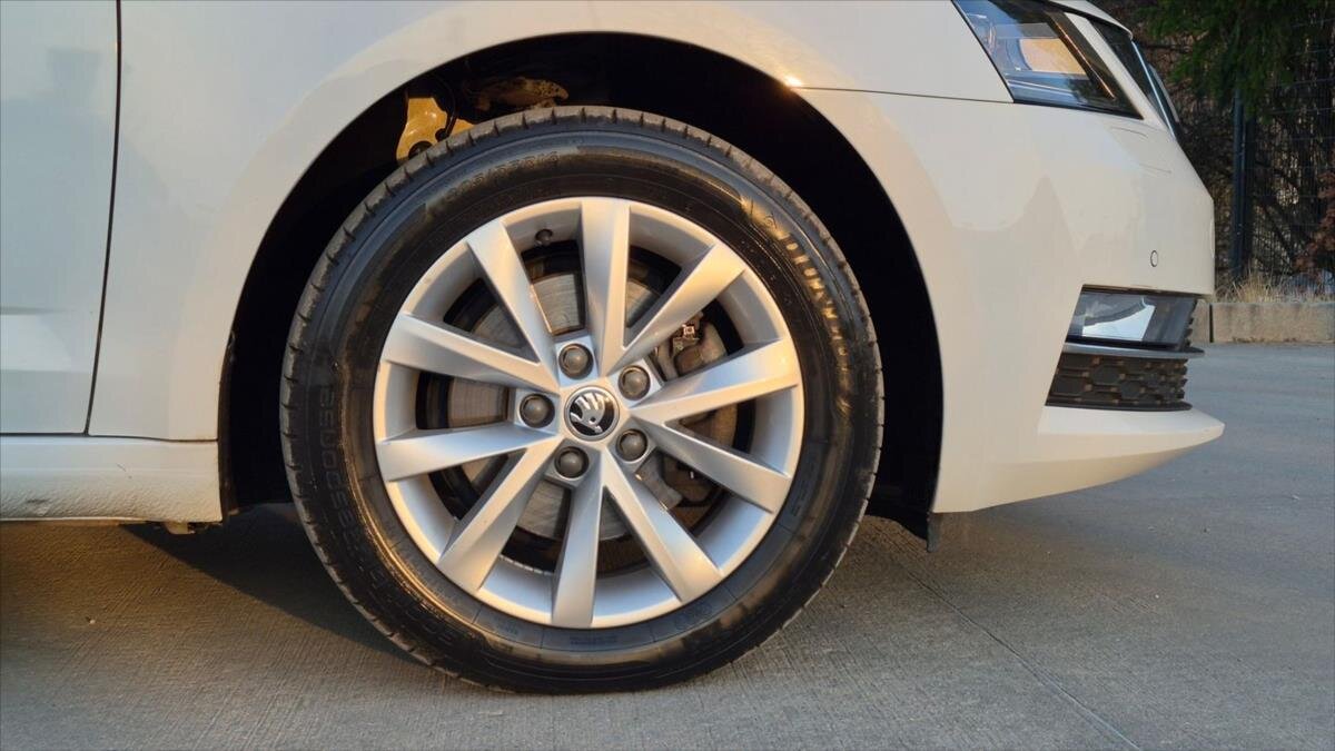 Škoda Octavia Kombi 1,5 l 110 kw