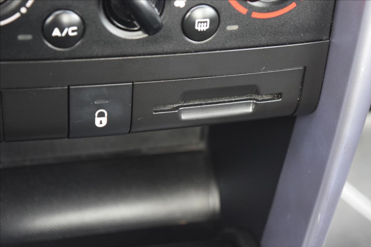 Peugeot 207 Kabriolet 1,6 l 88 kw