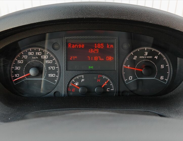 Peugeot Boxer Skříň 2,2 l 121 kw