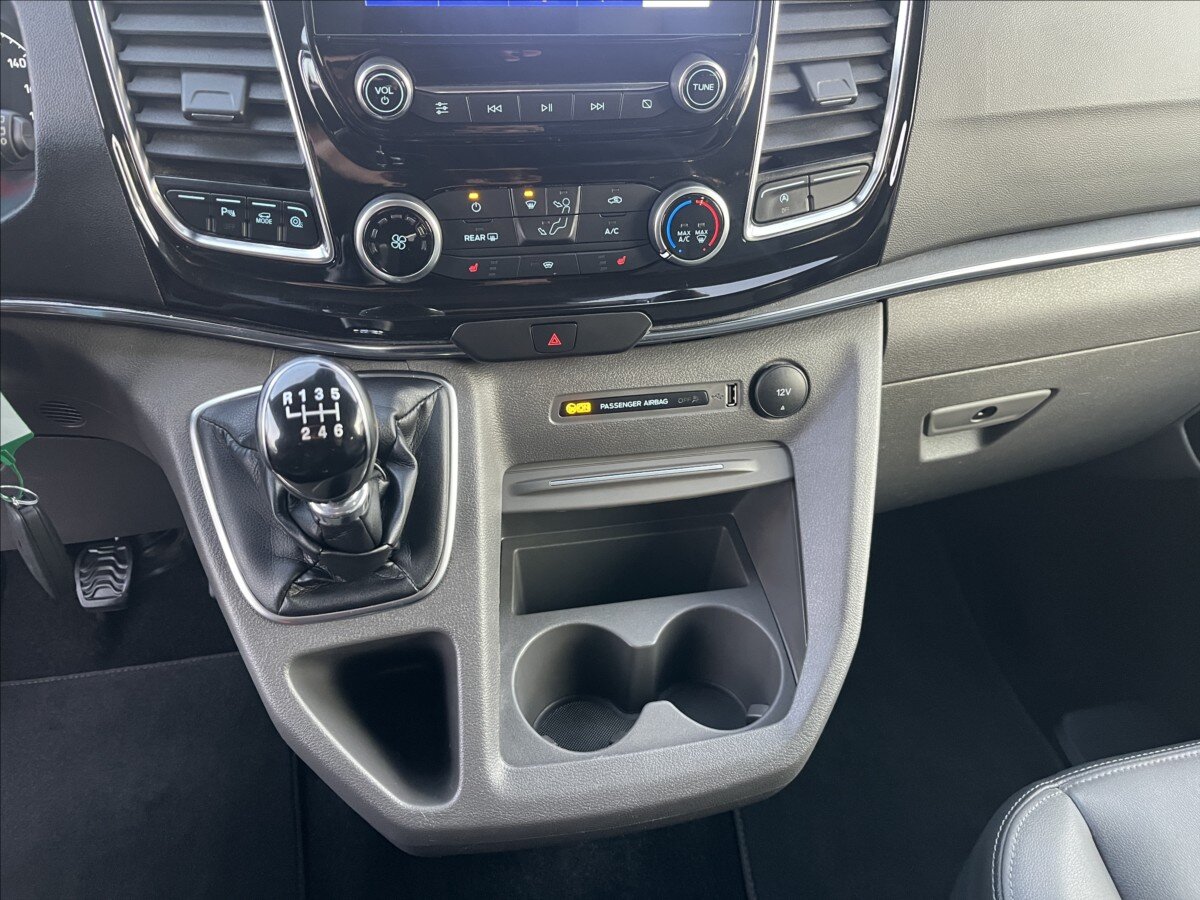 Ford Tourneo Custom Kombi 2,0 l 136 kw