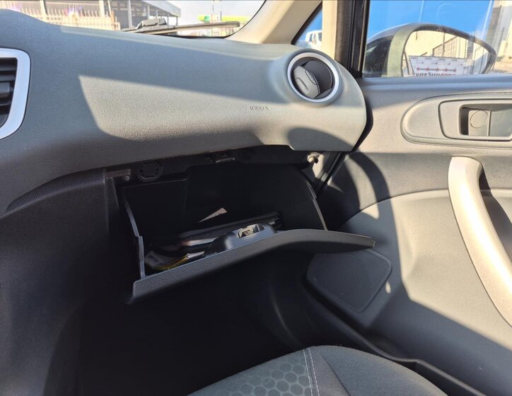 Ford Fiesta Hatchback 1,6 l 70 kw