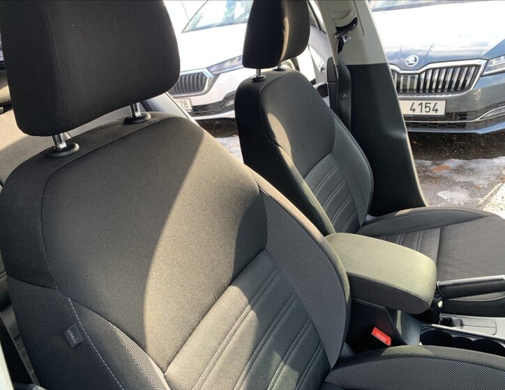 Škoda Octavia Sedan / Limuzína 2,0 l 110 kw