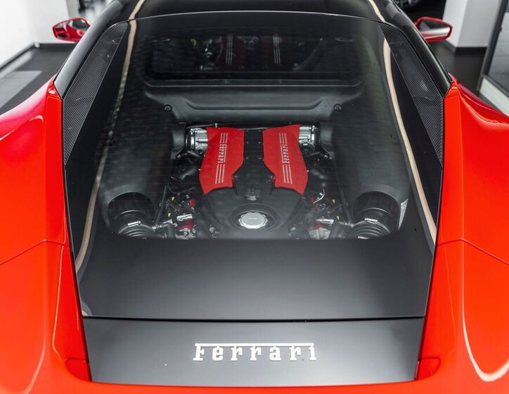 Ferrari 488 10