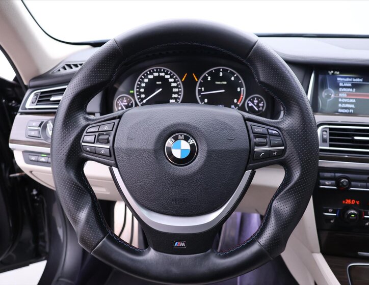 BMW Řada 7 20