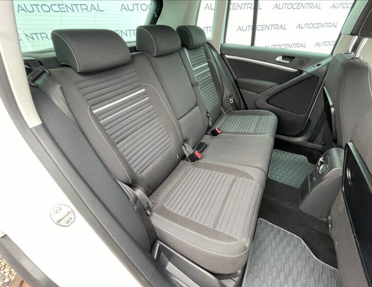 Volkswagen Tiguan SUV / Terénní 2,0 l 103 kw