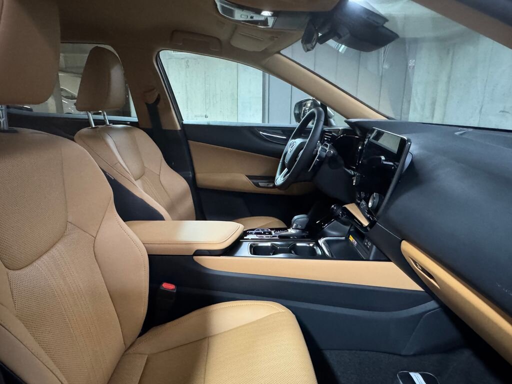 Lexus NX 350h SUV 2,5 l 190 kw