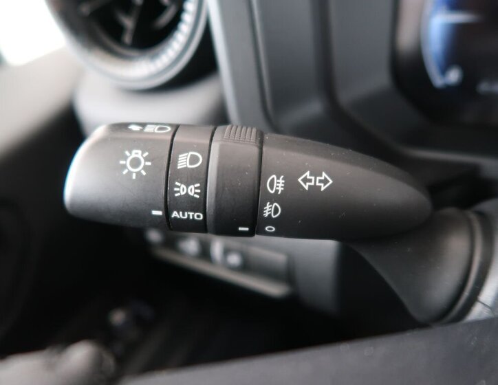 Toyota Land Cruiser SUV 2,8 l 151 kw