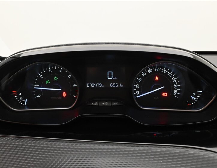 Peugeot 2008 SUV 2,0 l 60 kw