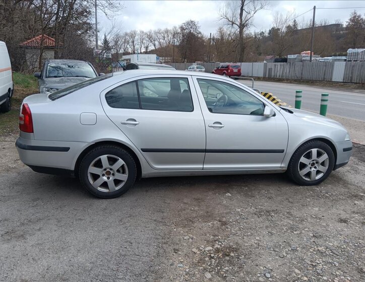 Škoda Octavia Sedan / Limuzína 1,9 l 77 kw