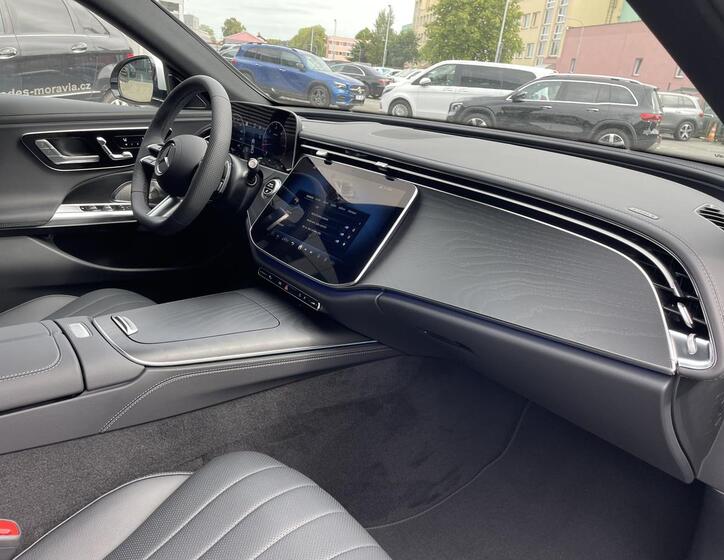 Mercedes-Benz Třídy E 15