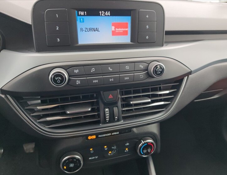 Ford Focus Kombi 999,0 92 kw