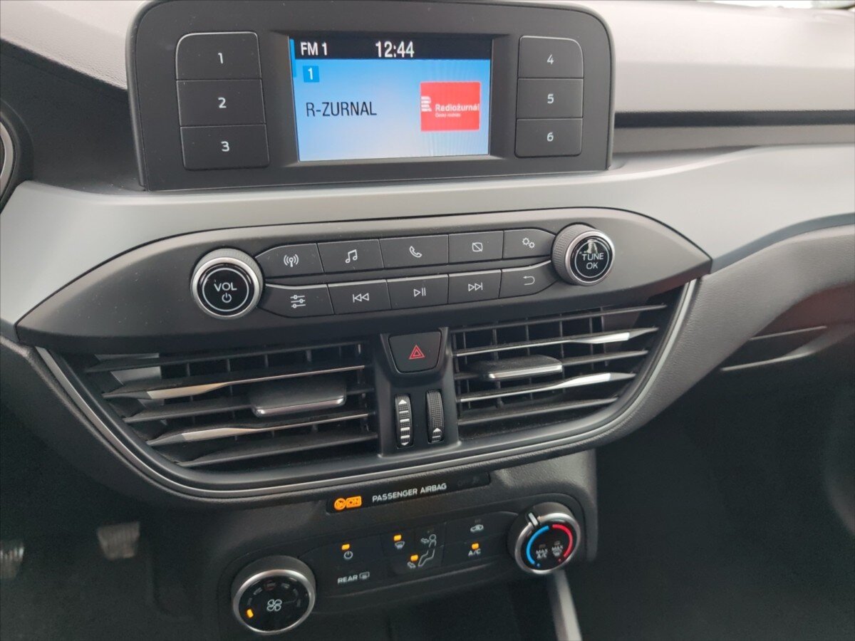 Ford Focus Kombi 999,0 92 kw