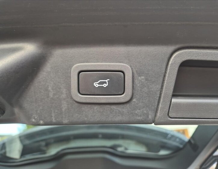 Land Rover Range Rover Velar SUV 3,0 l 280 kw