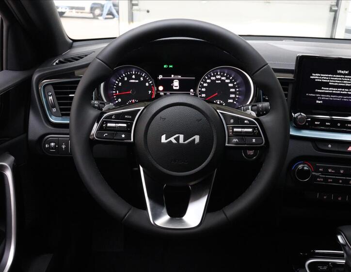 KIA XCeed 9