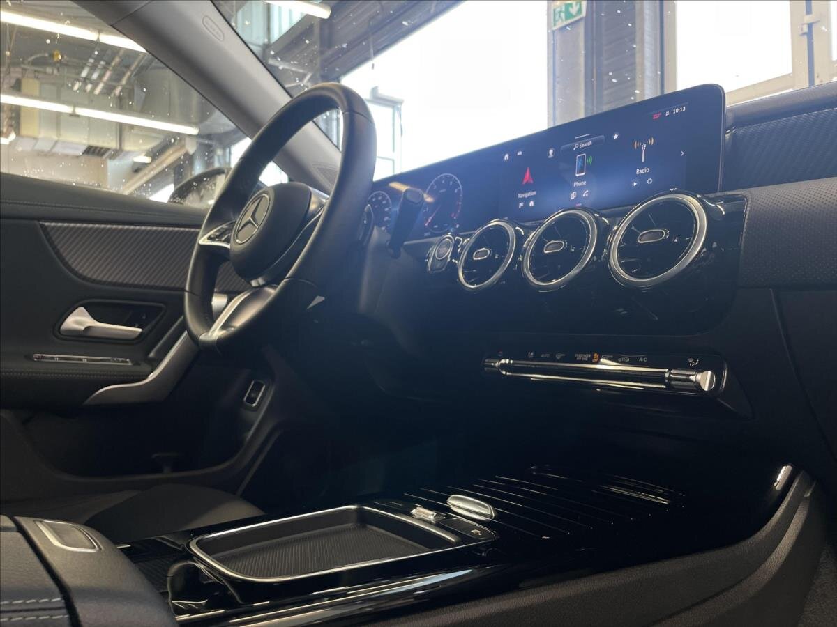 Mercedes-Benz CLA Kombi 1,3 l 120 kw