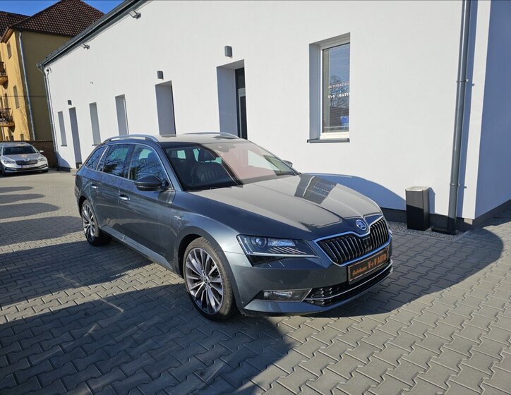 Škoda Superb Kombi 2,0 l 140 kw