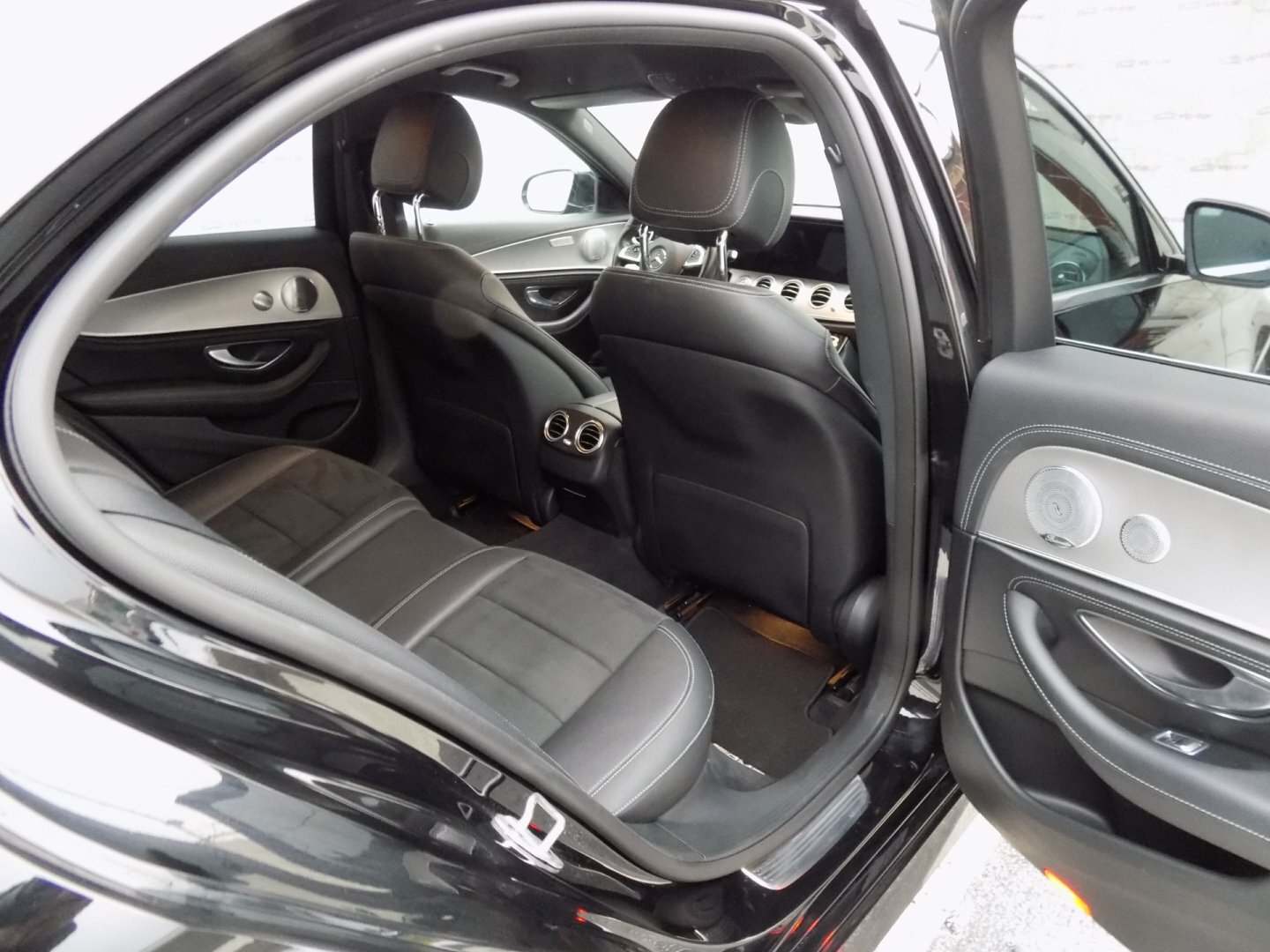 Mercedes-Benz Třídy E Sedan 3,0 l 190 kw