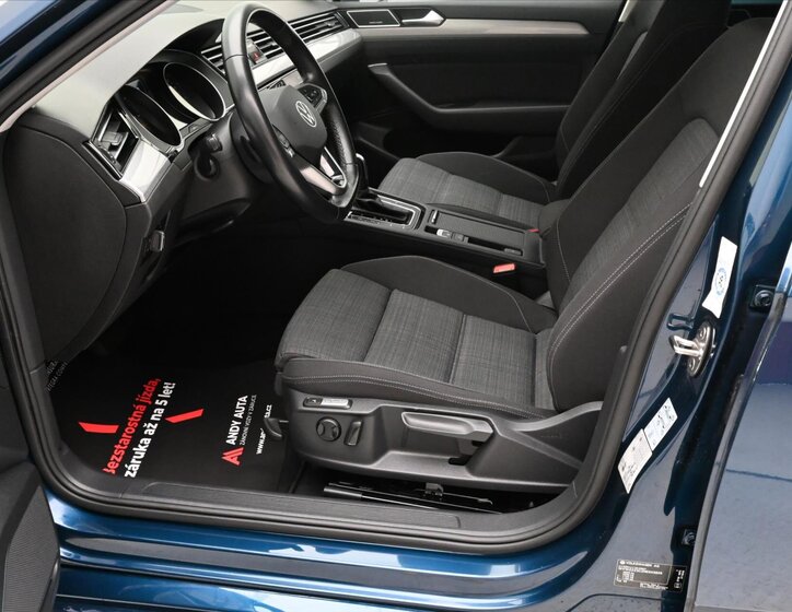 Volkswagen Passat 13