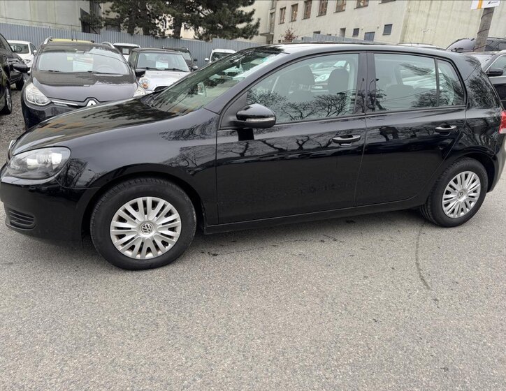 Volkswagen Golf Hatchback 1,6 l 77 kw