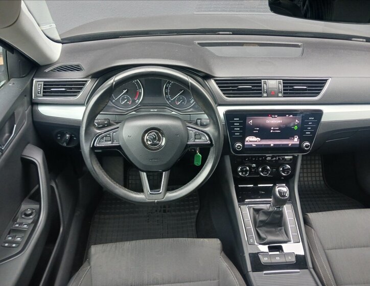 Škoda Superb Kombi 2,0 l 110 kw