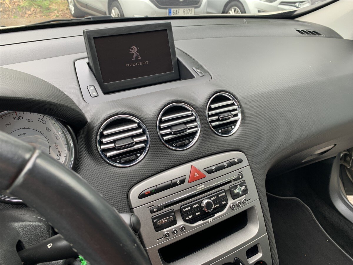 Peugeot 308 Kombi 1,6 l 82 kw