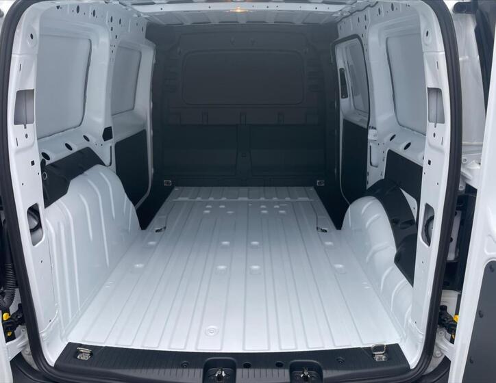 Ford Transit Connect 9