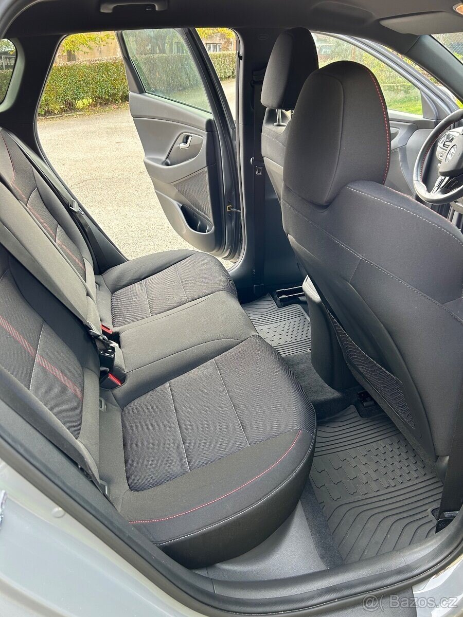 Hyundai i30 Kombi 1,5 l 117 kw