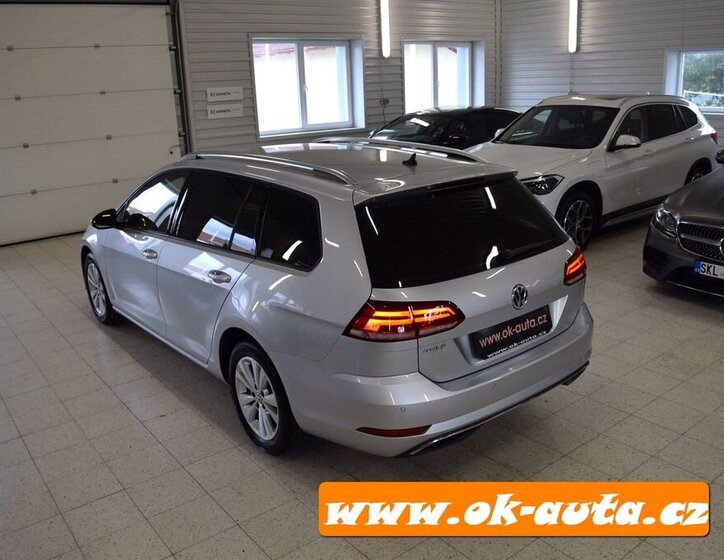 Volkswagen Golf Kombi 1,6 l 85 kw