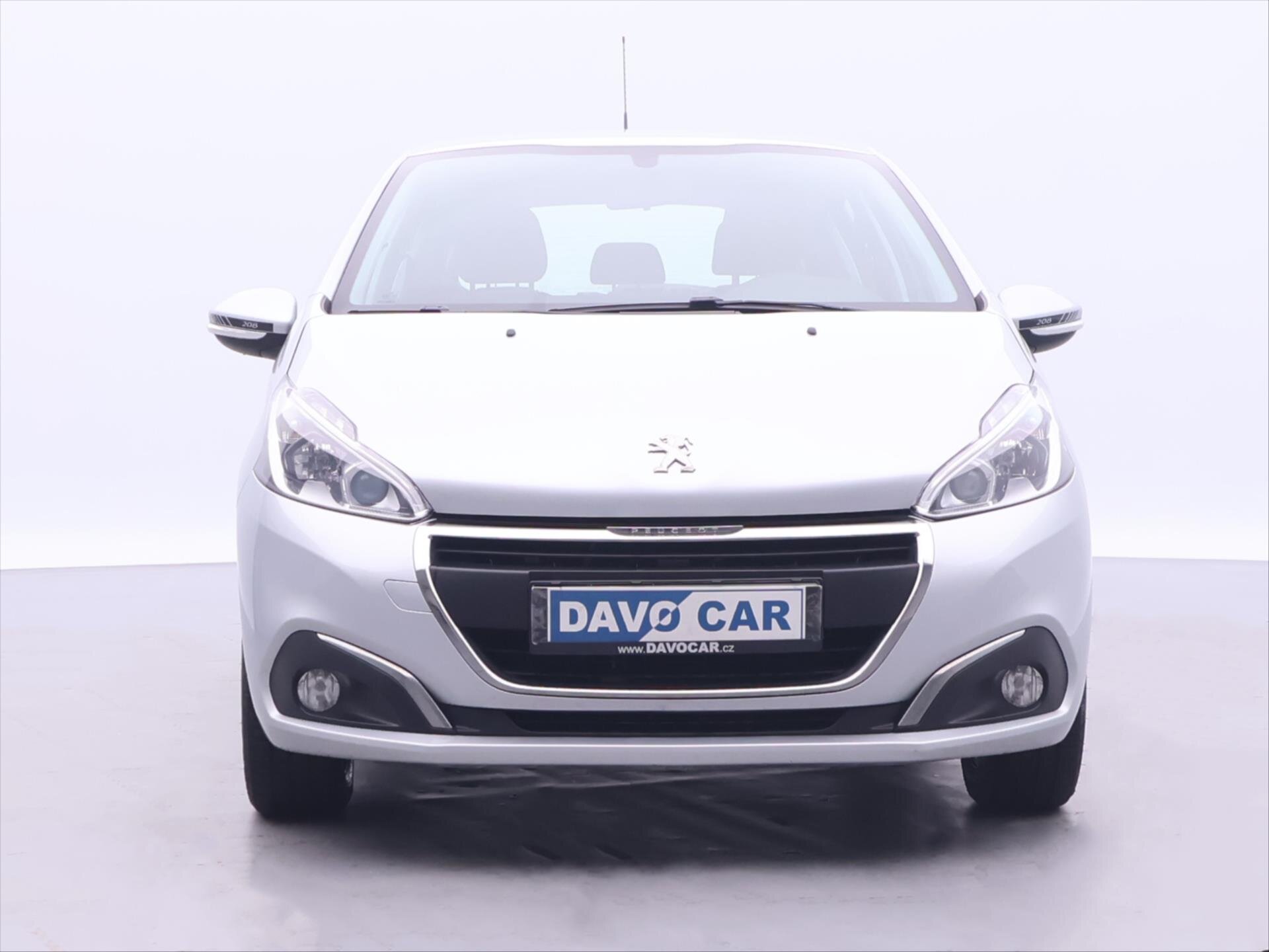 Peugeot 208 Hatchback 1,2 l 60 kw