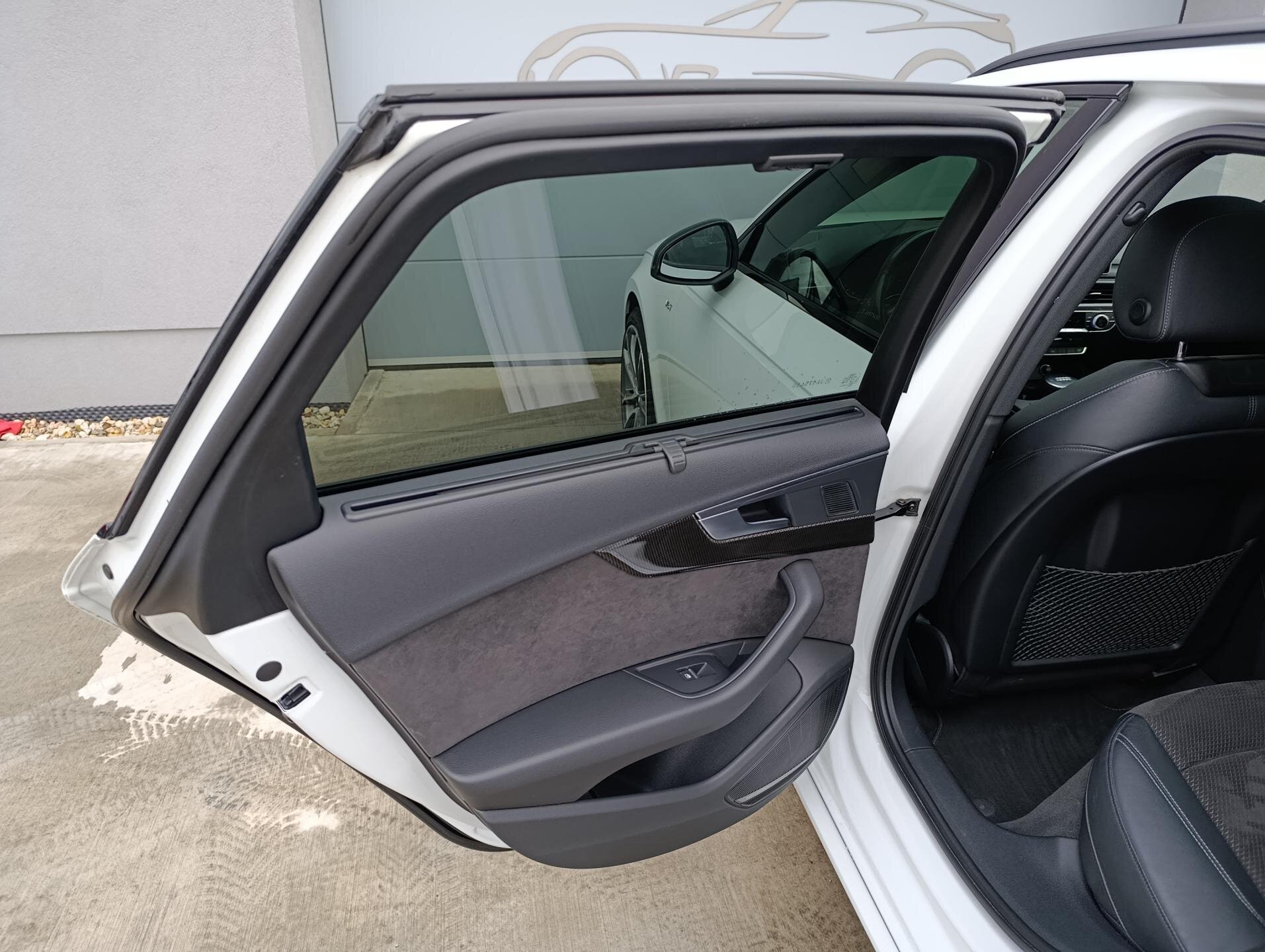 Audi S4 Kombi 3,0 l 260 kw