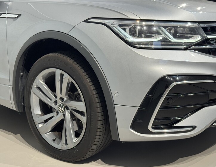 Volkswagen Tiguan Allspace 4