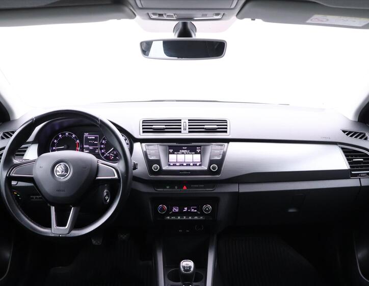 Škoda Fabia 19